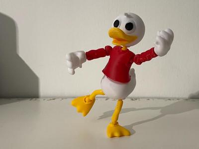 Huey – Ducktales Articulated Mini Figure No AMS