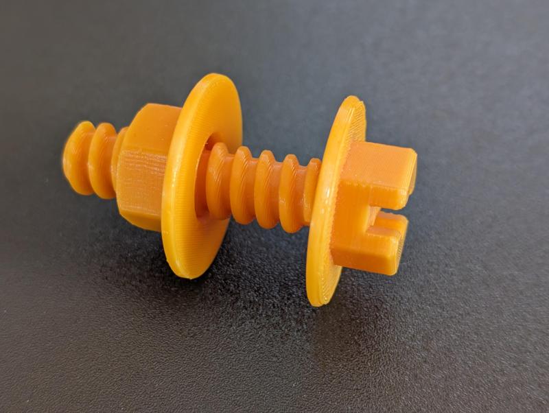 Spielschraube und Mutter