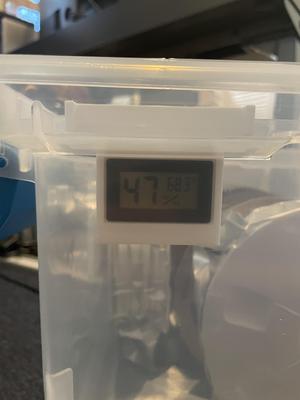 Sterilite Hygrometer Hanger Remix