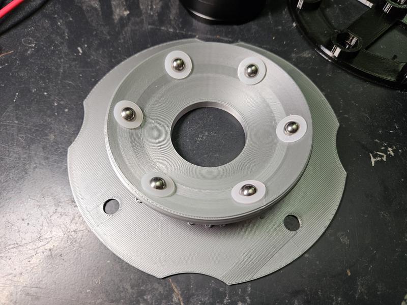 Main Ball on Bearings