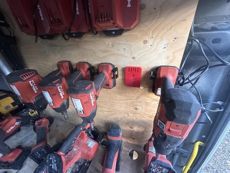 hilti 22v holder
