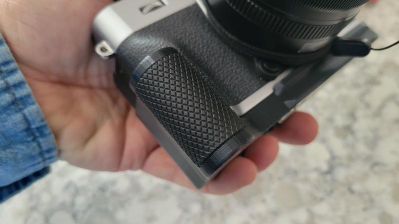 Fuji (Fujifilm) X-T20 grip, works on X-T10, X-T30 too!