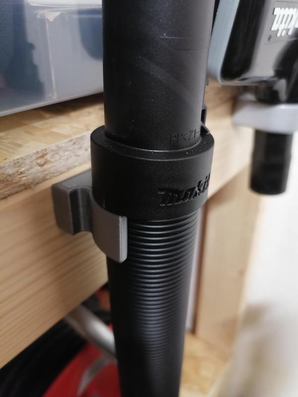 Makita DCL182 flex hose Holder