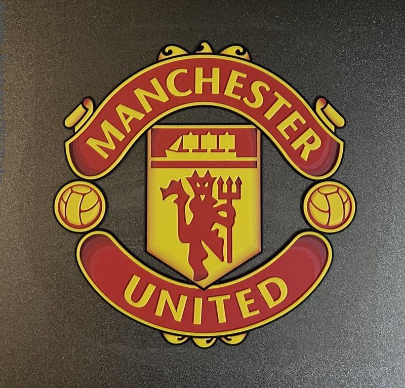 Manchester United logo badge (fan art swap at layer height)