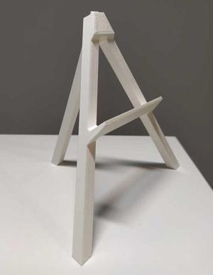 Minimalistic phone stand easel
