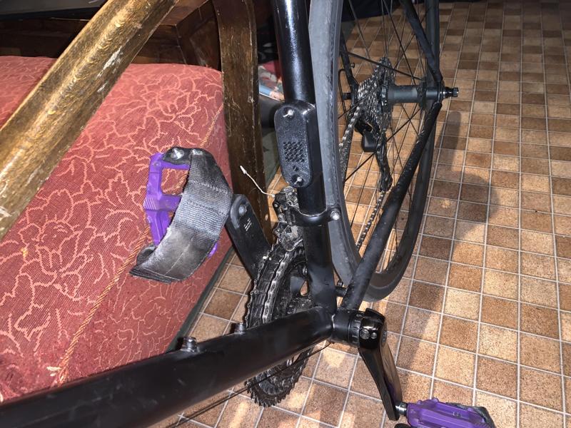 (A bit) more secure AirTag holder (29mm steel bike frame)