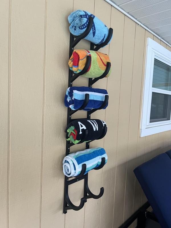 Modular Beach Towel Hangar System