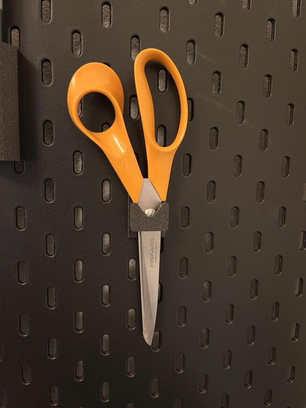 Skadis / Skådis - Fiskars scissor holder