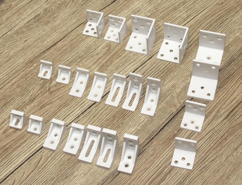 Updated: Bracket bundle: 14 L-brackets and 16 corner braces (3mm and 6mm thick versions)