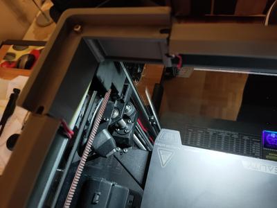 creality k1 right corner preventing the chain from banging on the chassis