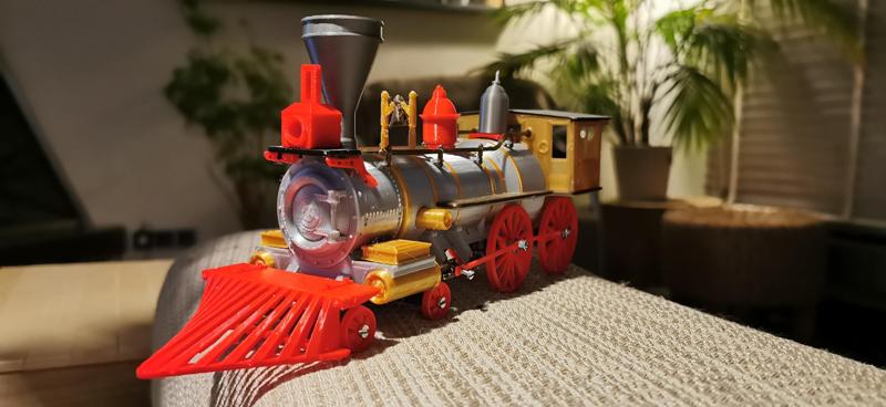 Steamstrain Leviathan year 1850 Designer Ed van der Heijden.