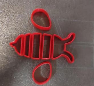 Little Bee Cookie Cutter