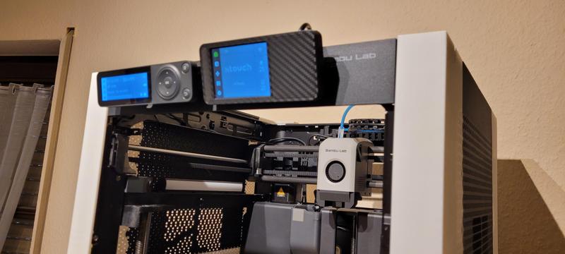 P1P XTOUCH Tilt Display