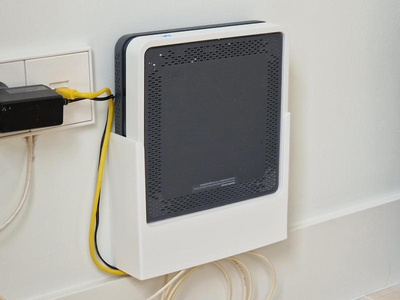 Movistar/O2 router - Wall mount