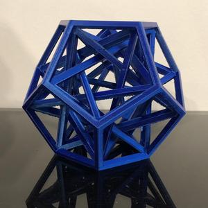 Dodecahedron with Five Intersecting Tetrahedra