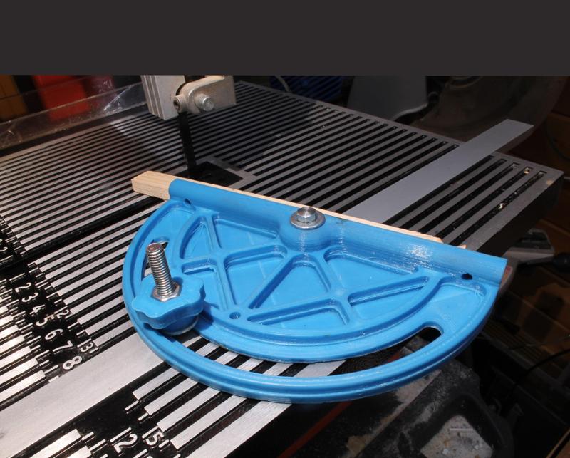 Angular guide for saw (band or oscillating)