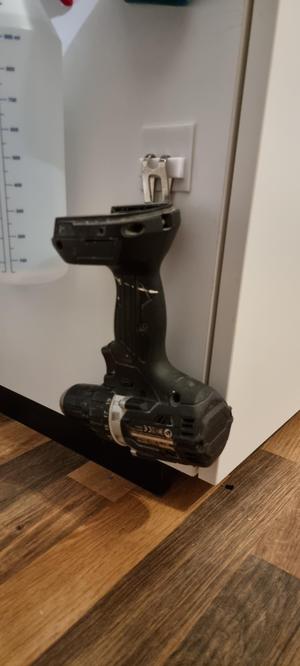 Akkuschrauber Halterung, Klebe Befestigung, Makita Halterung  Cordless screwdriver holder