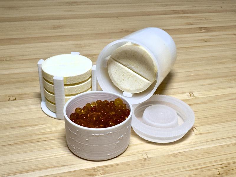 Electrolytes travel container insert