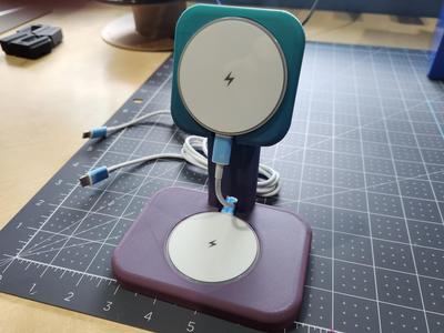 Double MagSafe Charging Stand