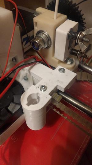 Z-Probe bracket for NopHead Mendel90 (Sturdy)