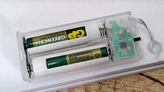 AAA to AA adapter
