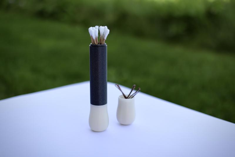 Q-Tip container / Travel container 2 compartments