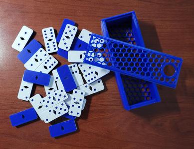 Box for Travel Dominos