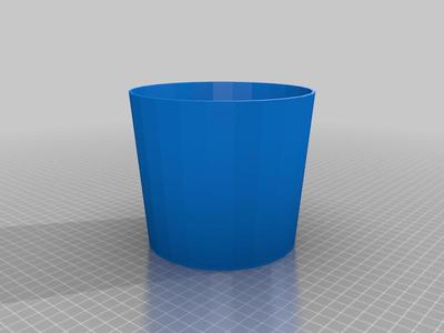 Standard pots for plants with removable bottom for transplant