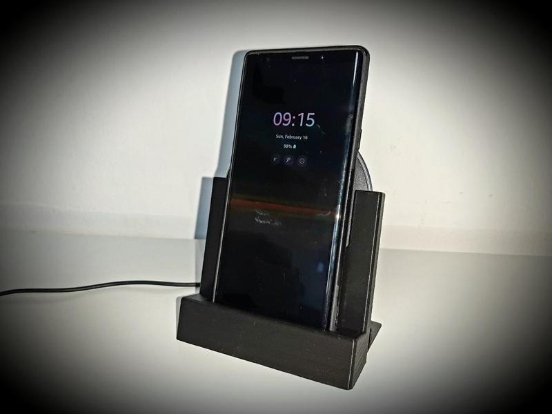 Galaxy Note 9 stand for Qi charger