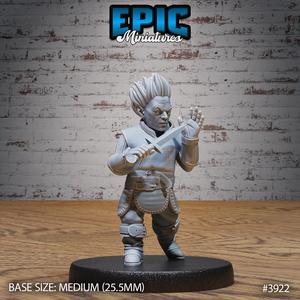 Halfling Rogue ‧ DnD Miniature ‧ Tabletop Miniatures ‧ Gaming Monster ‧ 3D Model ‧ RPG ‧ DnDminis ‧ STL FILE