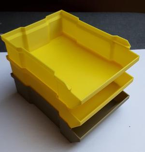 Stackable boxes
