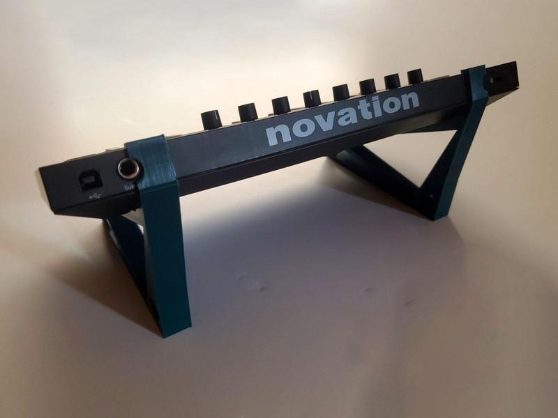 Novation LaunchKey Mini MK3 Angled  Stand Riser