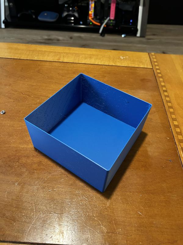 Trash Bin