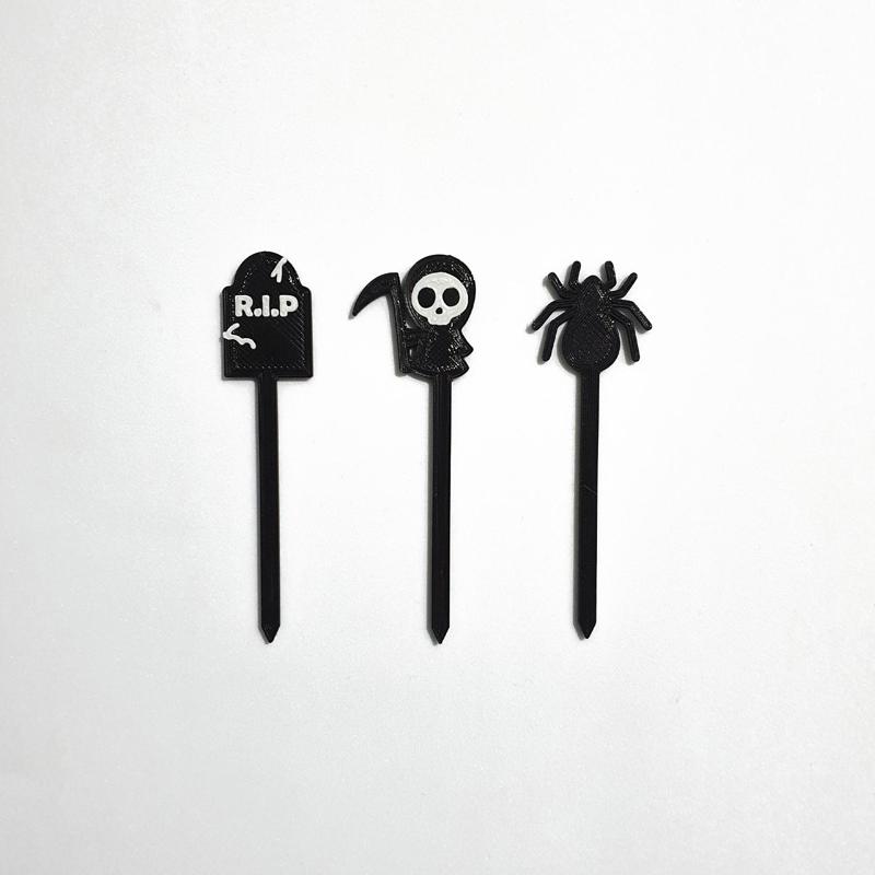 Cake toppers for Halloween