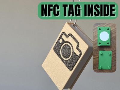 NFC tag book keychain - Book Tales