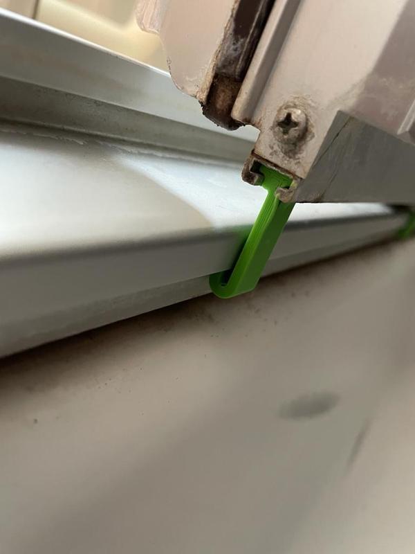 Koralle Shower Door Guide