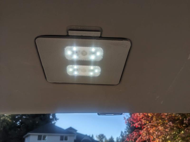 Toyota Sienna Tailgate Plate LED Mount