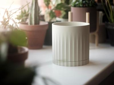 Modern ribbed plant pot with drip tray