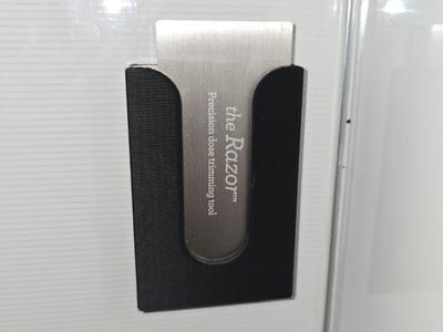 The Breville Razor Command Strip Mount