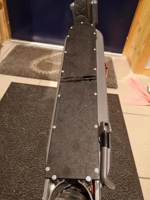 Battery compartment cover for KingSong x1 series scooter (Norway brand E-wheels E2S)