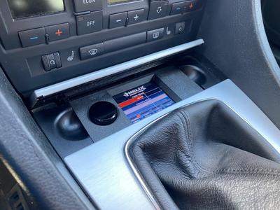 Helix Director Mount Audi A4 B6 ash tray