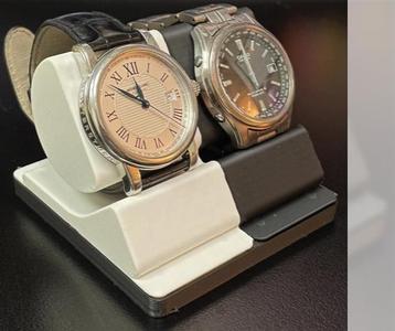 Watch holder - No supports