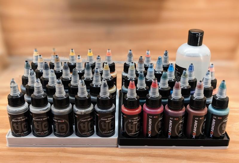 Parametric Gridfinity Paint Rack with Offset Rows