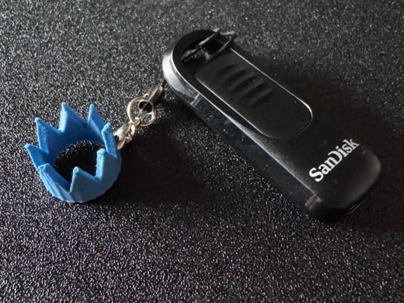 OSRS - Party hat keychain