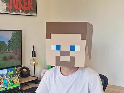 Minecraft Cosplay: Steve's head