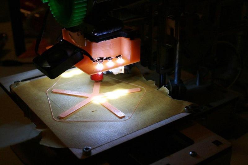 Printrbot Jr. 40mm fanmount with LED 