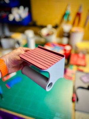 Design toilet roll holder