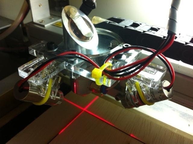 Acrylic cross-hair bracket for hobby laser