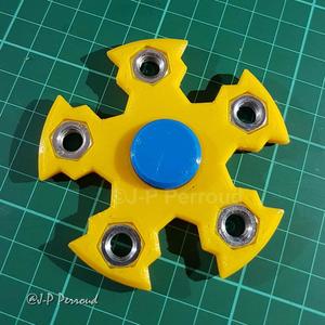 Hand spinner à 5 écrous - Hand spinner with 5 nuts