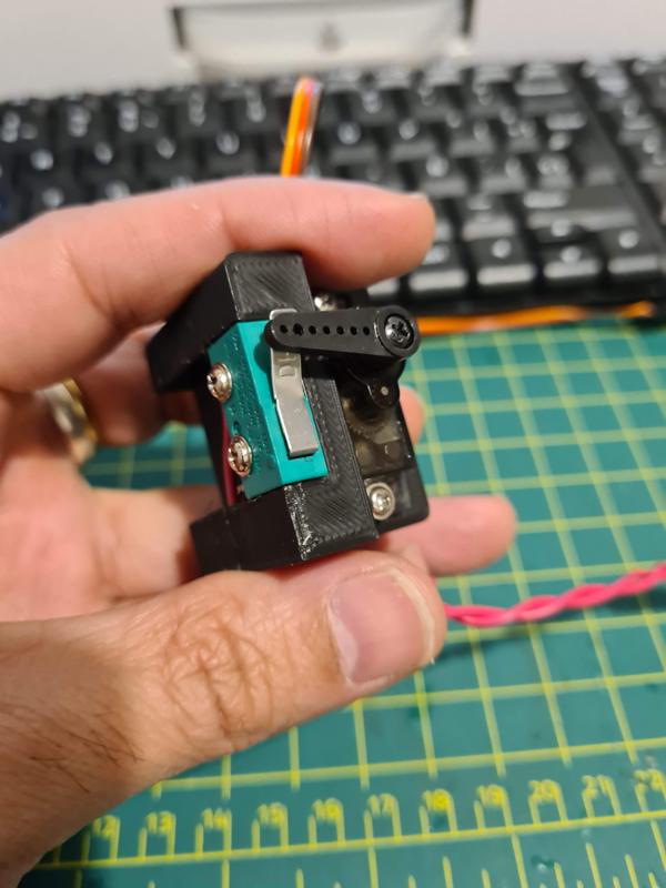 Kill Switch for micro servo for several applications (Arduino, DLE ENGINE)